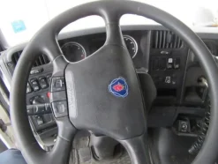 35#3561 Autocarro Scania P 400