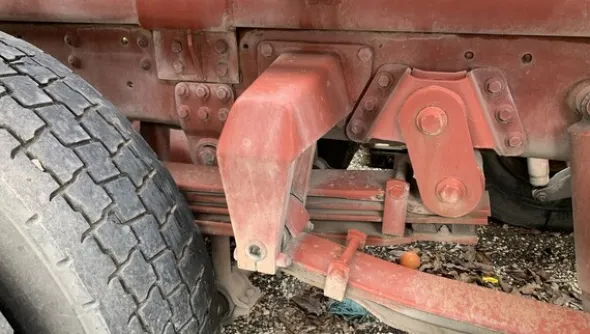 36#6883 Autocarro scarrabile Iveco