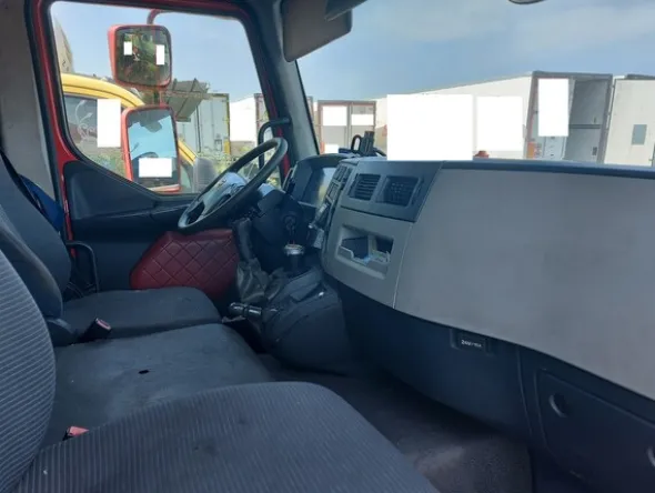 17#6287 Autocarro Volvo
