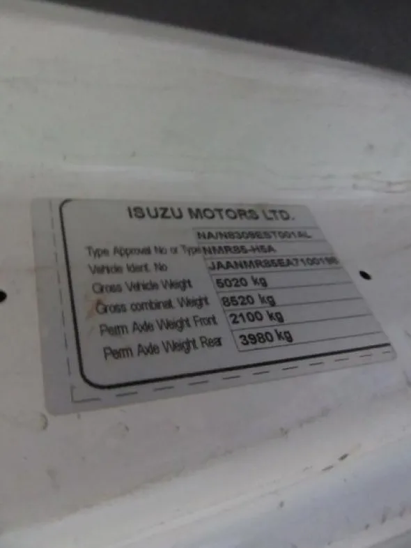 77#3561 Autocompattatore Isuzu M 50Evolution