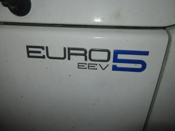 77#3561 Autocompattatore Isuzu M 50Evolution