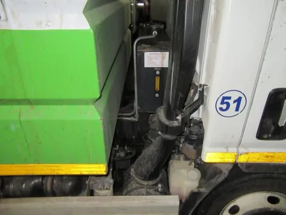 77#3561 Autocompattatore Isuzu M 50Evolution