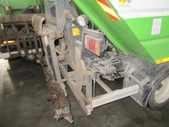 77#3561 Autocompattatore Isuzu M 50Evolution