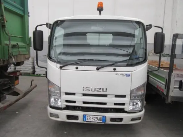 53#3561 Autocompattatore Isuzu M 50 Evolution