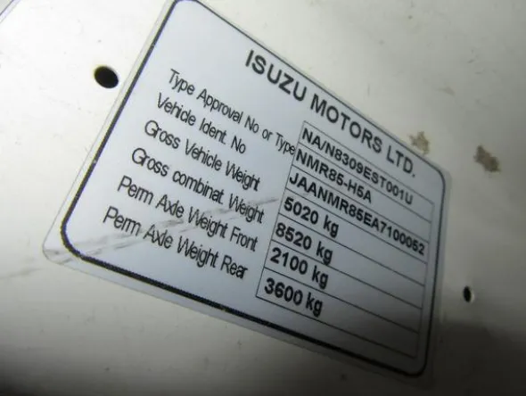 53#3561 Autocompattatore Isuzu M 50 Evolution