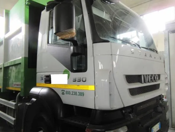 26#3561 Autocompattatore Iveco Magirus Stralis