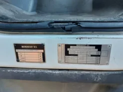 27#7528 Autocompattatore Renault