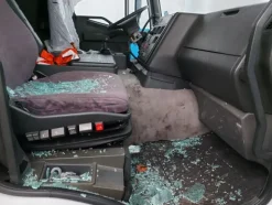 3#7999 Autogru per soccorso stradale Fiat e attrezzature per officina