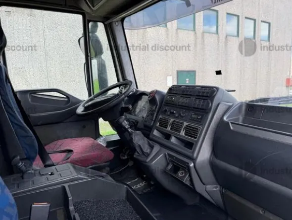 2#10076 Automezzi per trasporto merci