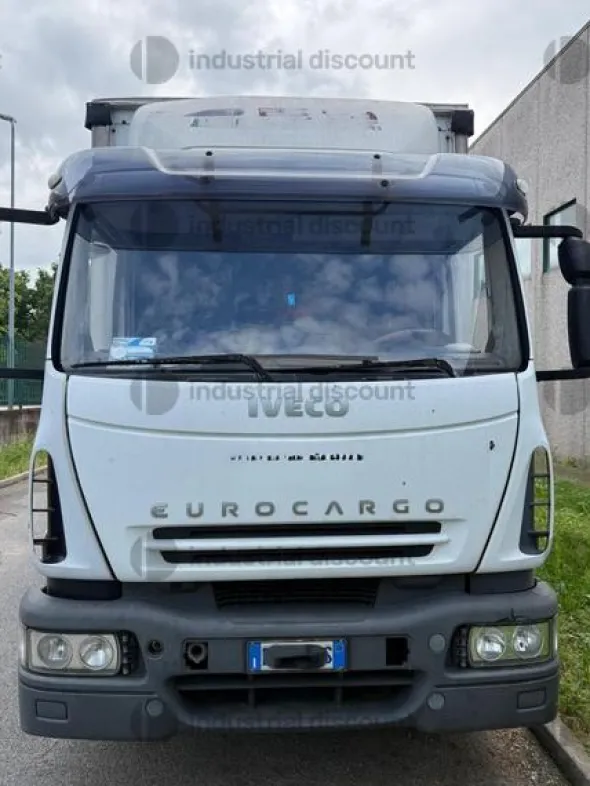 2#10076 Automezzi per trasporto merci
