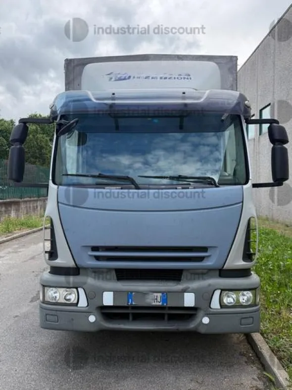 2#10076 Automezzi per trasporto merci