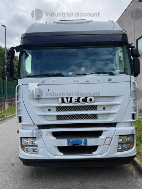 2#10076 Automezzi per trasporto merci