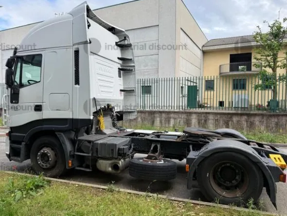 2#10076 Automezzi per trasporto merci