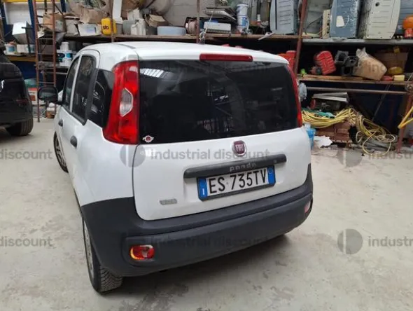 2#9897 Automobile Fiat Panda