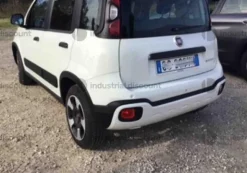 3#9554 Automobile Fiat Panda Hybrid