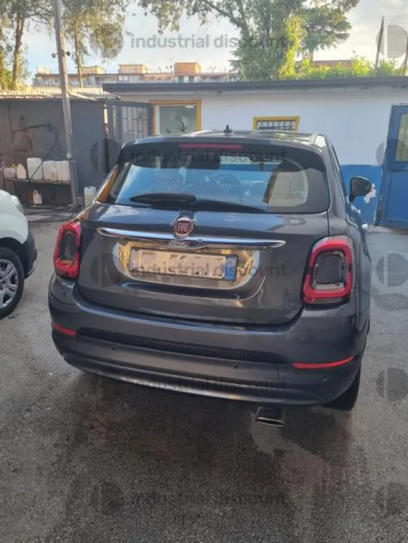 2#9554 Automobile Fiat 500 X