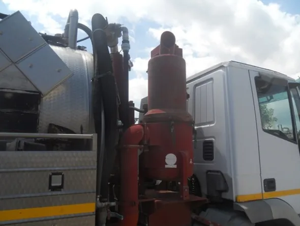 1#5469 Autospurgo Iveco e pompa