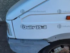 8#9559 Autoveicolo Iveco