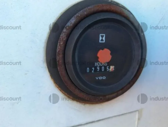 8#9559 Autoveicolo Iveco