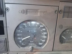8#9559 Autoveicolo Iveco