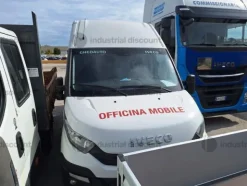 2#9559 Autoveicolo Iveco