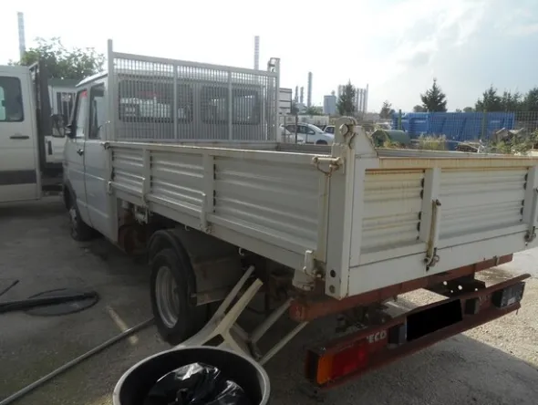 3#5326 Autoveicolo Iveco Daily