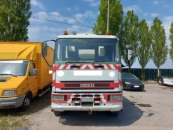 8#7780 Autoveicolo Iveco uso E18