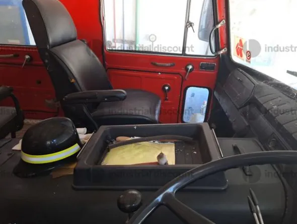 2#8881 Autoveicolo per uso speciale antincendio OM 150 58HP