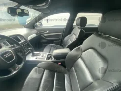 6#9748 Autovettura Audi