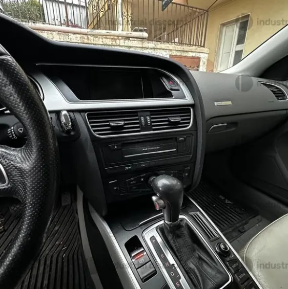 3#9366 Autovettura Audi A5 2.7 V6 Sportback