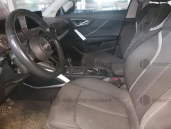 16#9213 Autovettura Audi Q2