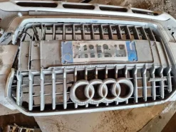 1#9338 Autovettura Audi sollevatore telescopico JCB autocarro Tata Fiat Scudo