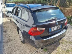 3#10205 Autovettura BMW 320d
