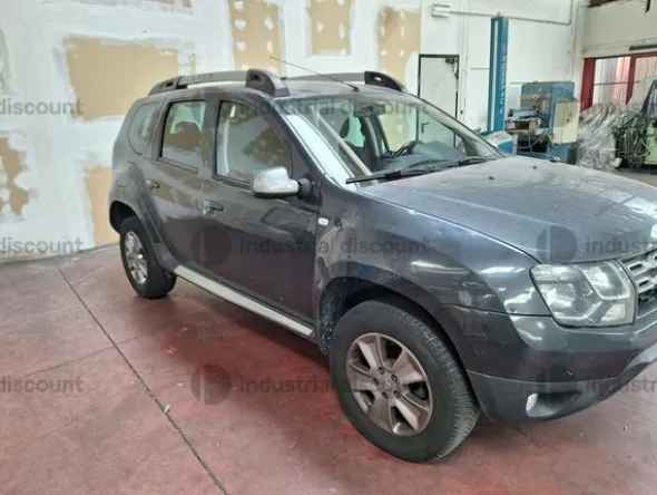 11#8798 Autovettura Dacia Duster