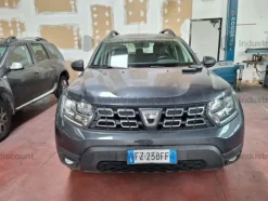 12#8798 Autovettura Dacia Duster