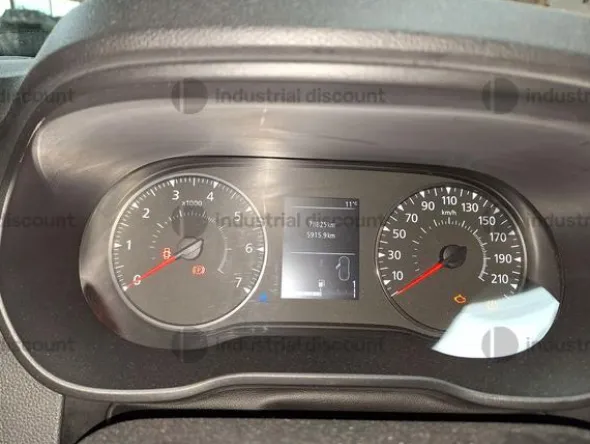 12#8798 Autovettura Dacia Duster
