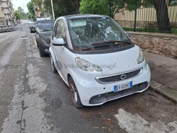 4#9076 Autovettura Daimler AG Smart Fortwo Coupé