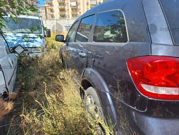 2#9509 Autovettura Fiat Freemont