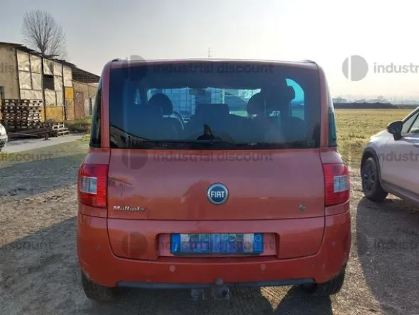 2#8853 Autovettura Fiat Multipla