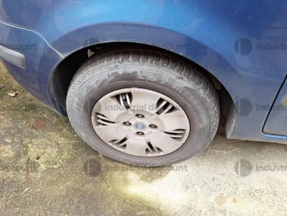 6#9097 Autovettura Fiat Panda