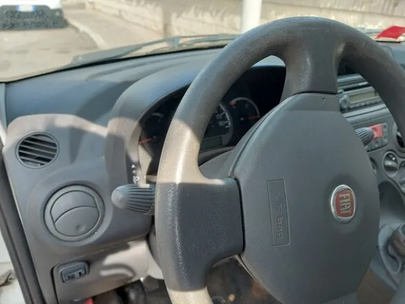1#8235 Autovettura Fiat Panda
