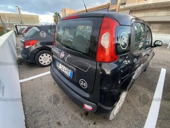 7#9773 Autovettura Fiat Panda