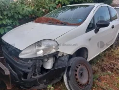 8#8924 Autovettura Fiat Punto