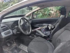 8#8924 Autovettura Fiat Punto