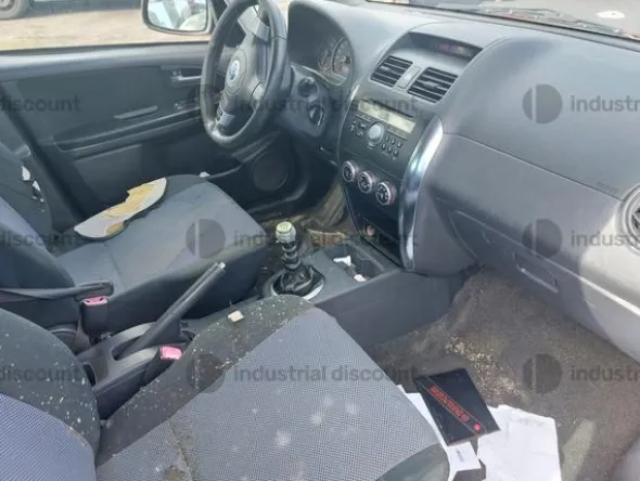13#9453 Autovettura Fiat Sedici
