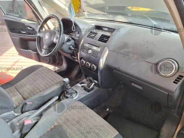 8#9294 Autovettura Fiat Sedici 4x4