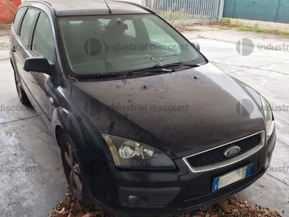 204#9818 Autovettura Ford Focus