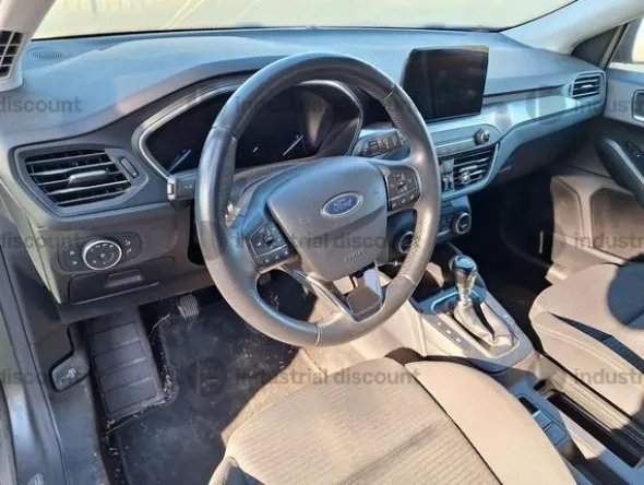 1#8738 Autovettura Ford Focus