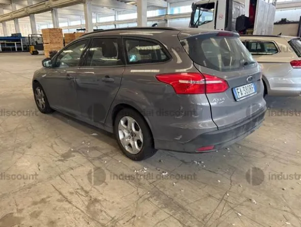 31#9706 Autovettura Ford Focus