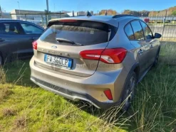 2#8738 Autovettura Ford Focus Active